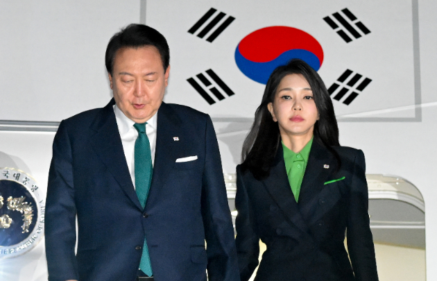 [뒤끝작렬]文은 미사일 사거리 풀었는데 尹의 귀국 보따리는?