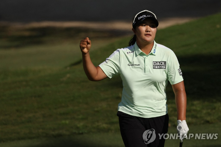 LPGA 투어 개인 통산 첫 숭에 도전하는 유해란. 게티이미지/AFP=연합뉴스