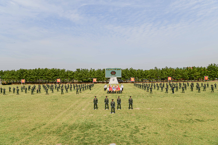 해병대 부사관 400기 임관식. 해병대교육훈련단 제공