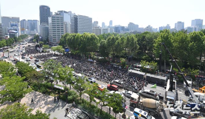 세종대로에서 열린 건설노조 총파업대회