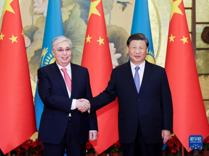 시진핑 중국 국가주석과 카심-조마르트 토카예프 카자흐스탄 대통령. 중국 외교부 홈페이지 캡처