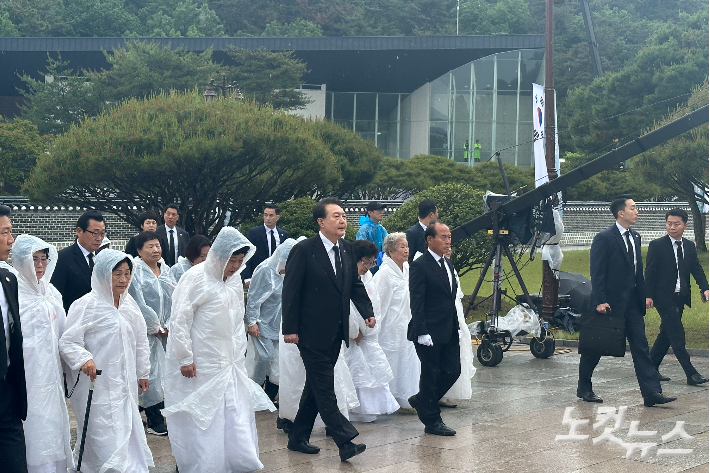 윤석열 대통령이 지난 18일 제43주년 5·18 민주화운동 기념식에 참석했다. 김한영 기자