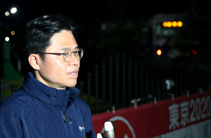 후쿠시마 원전 현장 점검 결과 설명하는 유국희 단장. 연합뉴스