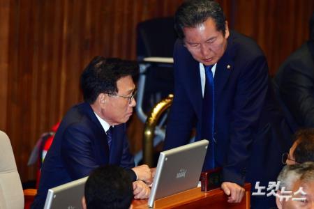 대화하는 박광온-정청래