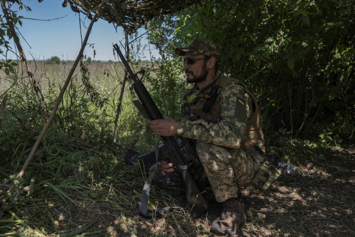 우크라軍, '대반격' 언급 없이 "바흐무트 근처로 진격중"