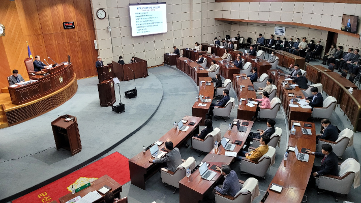 군산시의회 본회의장 전경. 자료사진