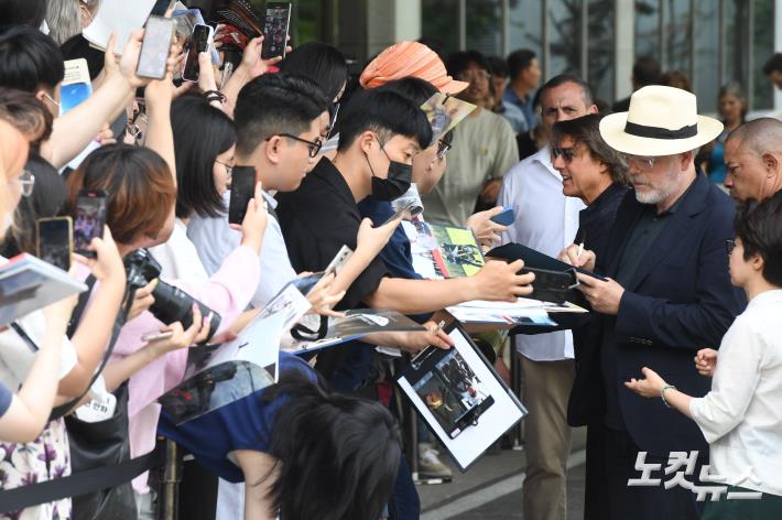 톰크루즈-크리스토퍼 맥쿼리 감독 내한