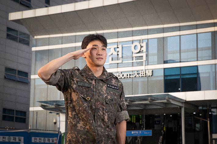 강윤성 선수가 28일 친정팀 복귀를 신고하고 있다. 대전하나시티즌 제공
