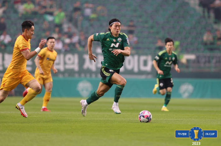 광주FC와 FA컵 8강전에서 멀티골을 터뜨린 전북 현대 조규성. 대한축구협회