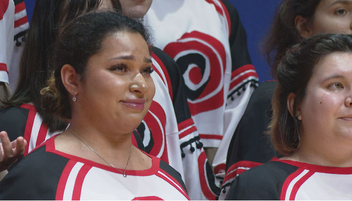 우크라이나 보그닉 소녀 합창단은 새은혜교회 황형택 목사와 교인들의 따뜻한 환대에 눈물을 흘리기도 했다. 