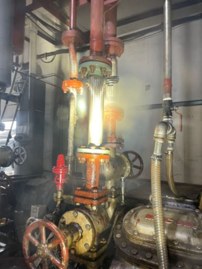 3일 군산시 등에 따르면 이날 오후 5시 38분쯤 군산시 서수면의 한 냉동공장에서 암모니아 냉매가스가 누출됐다. 전북 소방본부 제공