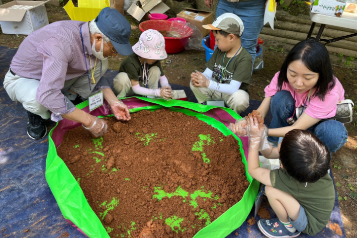 유치원생들의 작지만 큰 '환경캠페인'