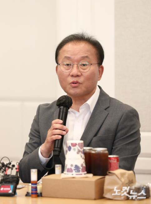 브라운백 미팅하는 윤재옥 원내대표