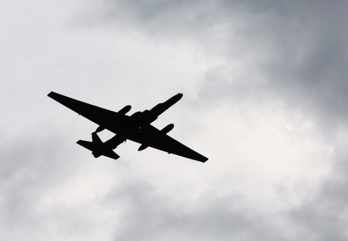 먹구름 속으로 이륙하는 U-2S. 연합뉴스