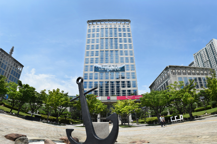 부산시와 더불어민주당 부산시당이 14일 예산정책협의회를 개최한다. 부산시 제공