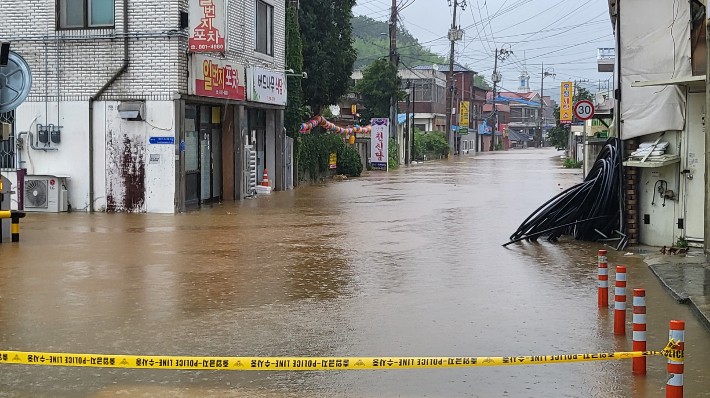 폭우로 침수된 공주 옥룡동 일원. 공주시 제공