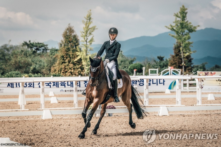 대한승마협회가 항저우아시안게임 출전을 위한 전세기를 확보하면서 선수들의 부담이 줄게 됐다. 승마협회