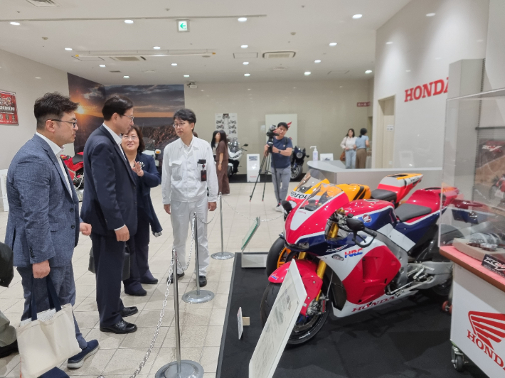 부산항만공사는 13일 구마모토현에 있는 혼다 공장을 찾아 부산항 세일즈에 나섰다. 부산CBS 김혜경 기자 