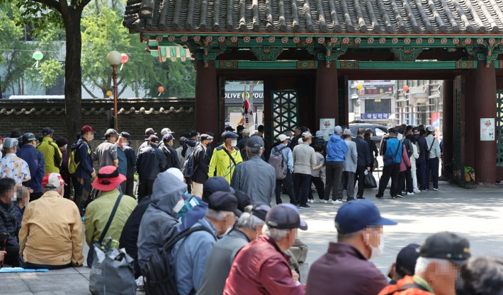 '늙은한국'…2050년 세계 '넘버투' 고령국가 된다
