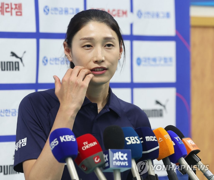 국제올림픽위원회(IOC) 선수위원 도전을 선언한 배구 여제 김연경. 연합뉴스