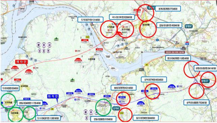 서울-양평고속도로 원안(빨간색)과 대안 노선(파란색) 경로의 마을. 경기도 제공