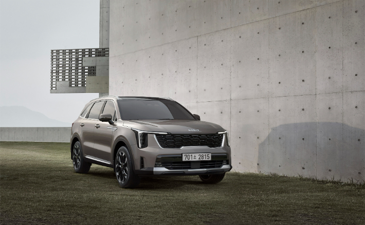 4세대 쏘렌토의 상품성 개선 모델 '더 뉴 쏘렌토'. 기아 제공