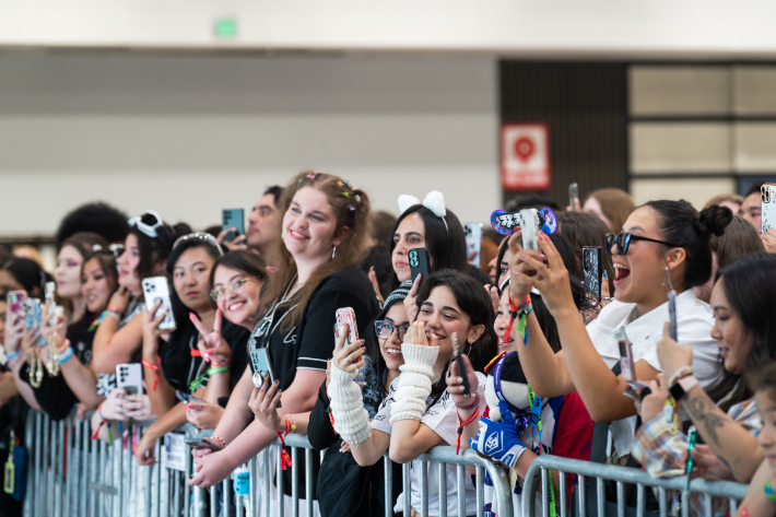 'KCON LA 2023'에 참여한 해외팬들. CJ ENM 제공