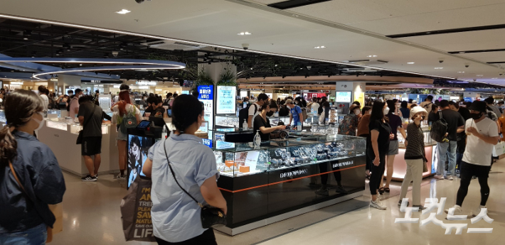 JDC 제주공항 지정면세점. 자료사진