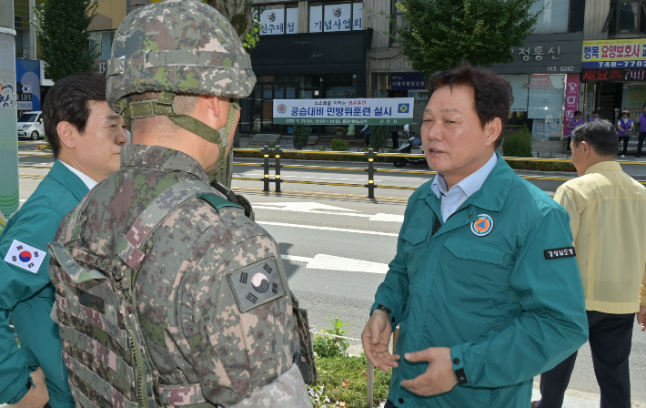 민방위 대피 훈련. 경남도청 제공 