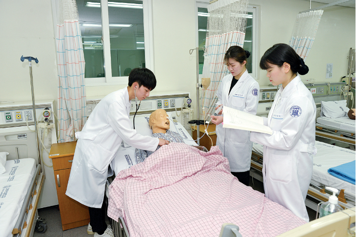 간호학과 실습. 가야대학교 제공