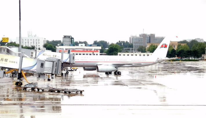 베이징 서우두 공항 도착한 북한 고려항공 여객기. 연합뉴스