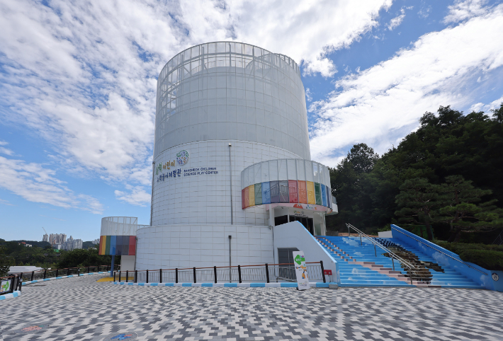 삼척 어린이 과학놀이체험관이 9월부터 공식 개관해 본격 운영에 들어간다. 삼척시 제공