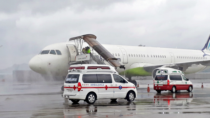 에어부산 항공기 사고 위기대응 모의 훈련 모습. 에어부산 제공 