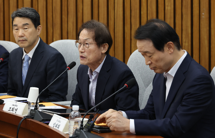 1일 국회에서 열린 '교권회복 및 보호 입법화 지원을 위한 여·야·정·시도교육감 4자협의체 2차 회의'에서 조희연 서울시교육감이 발언을 하고 있다. 연합뉴스