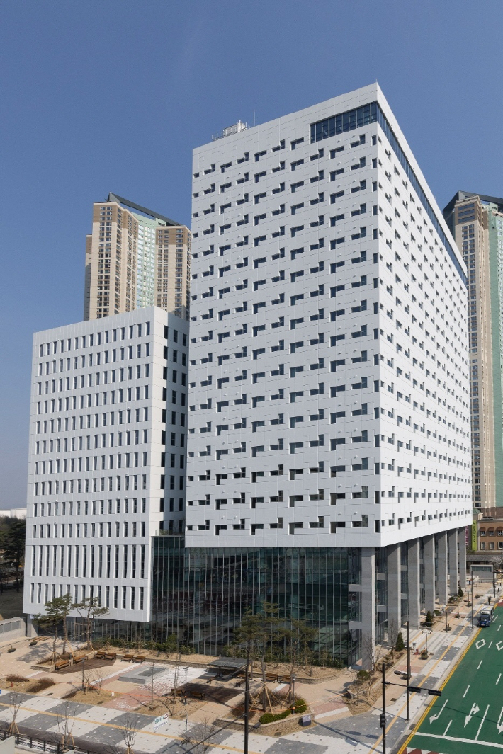 고양시 신청사 예정지 백석동 업무빌딩. 고양시 제공