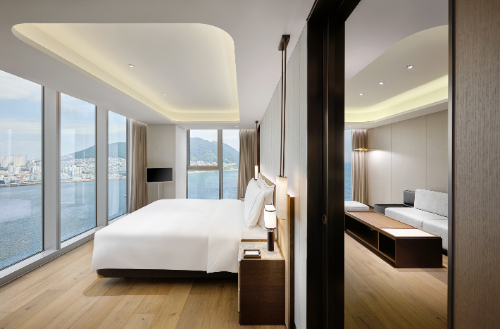 윈덤 그랜드 부산 객실. 윈덤 그랜드 부산 제공