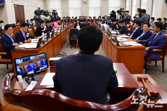 국회 행정안전위원회.