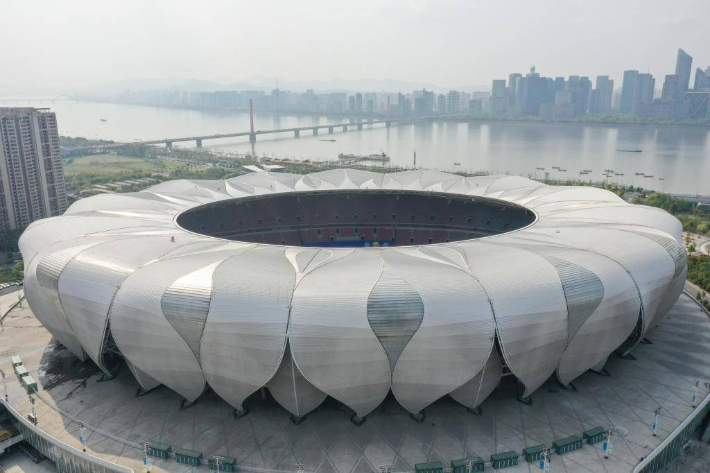 항저우 아시안게임 개막식이 열리는 항저우 올림픽센터 경기장 전경. 신화통신 캡처