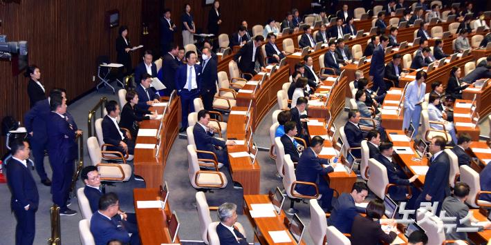 체포동의안 가결에 혼란한 민주당