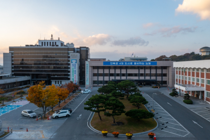 전북 김제시청 전경. 김제시 제공