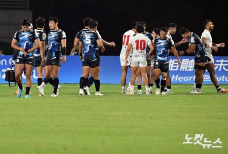 7인제 럭비, 홍콩에 져 은메달 획득