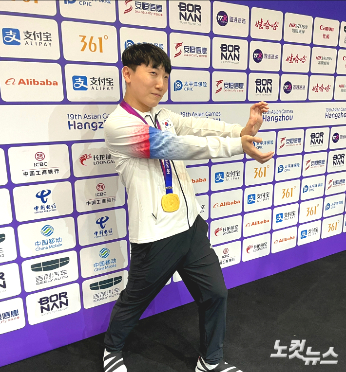 한국 e스포츠 최초의 아시안게임 금메달리스트 김관우. 노컷뉴스