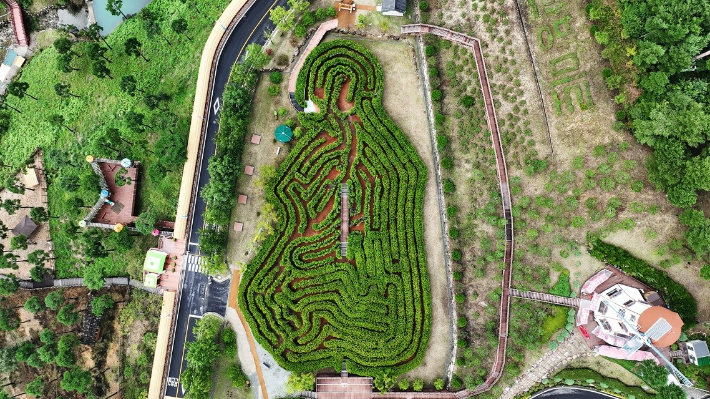 미로공원 체험존. 경남도청 제공