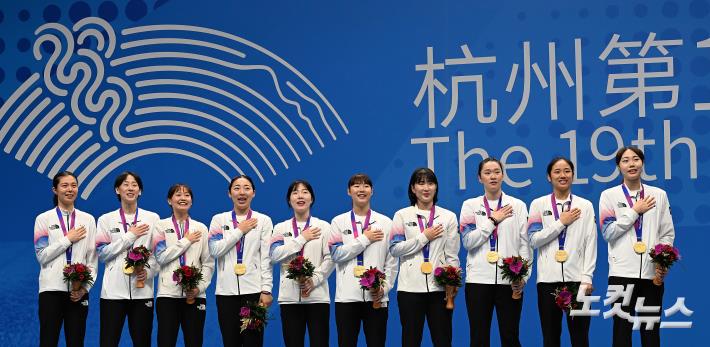 29년 만에 AG금메달 딴 女배드민턴