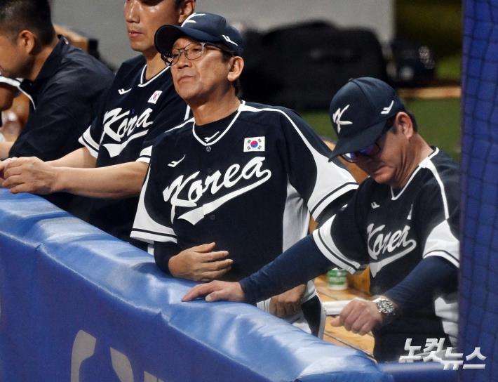 고개숙인 류중일 감독