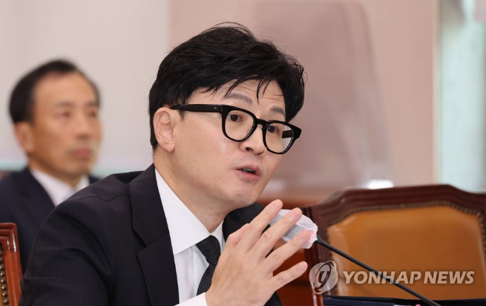 (서울=연합뉴스) 하사헌 기자 = 한동훈 법무부 장관이 26일 오전 서울 여의도 국회에서 열린 법사위 전체회의에서 의원 질의에 답변하고 있다. 2023.7.26 toadboy@yna.co.kr 연합뉴스