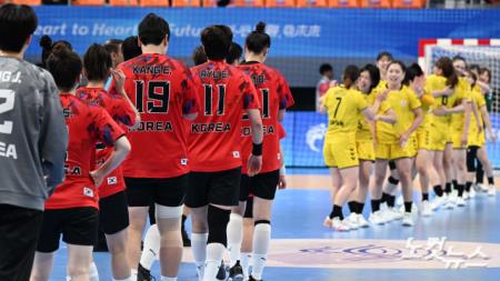 고개숙인 여자 핸드볼 대표팀