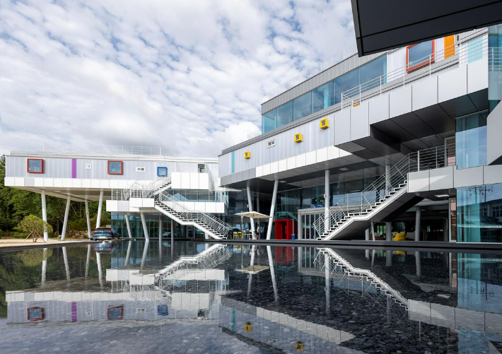 사천 용남고등학교. 경남도청 제공 