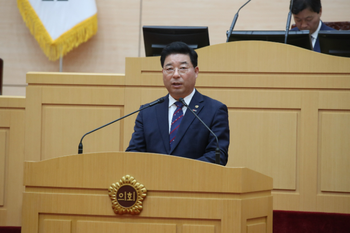 신민호 전남도의원이 20일 도의회 본회의장에서 5분 자유발언을 통해 '전라남도 의과대학 설립 범도민 추진위원회' 확대 개편을 촉구하고 나섰다. 전남도의회 제공