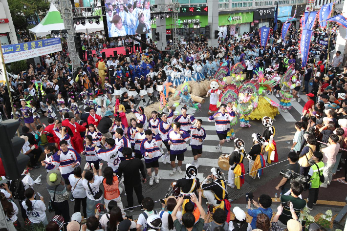 2023년 태화강마두희축제 큰줄당기기. 울산시 제공